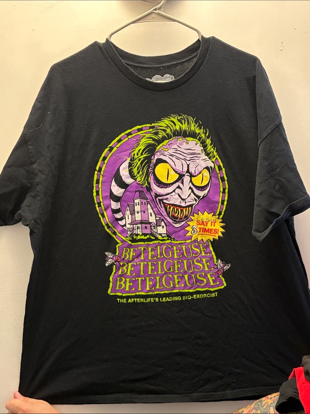 (Beetlejuice) Betelgeuse Graphic Black Short-Sleeve Tee